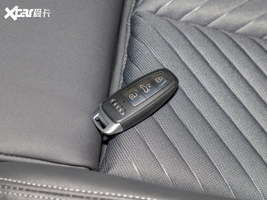 2022WA3 Limousine A3L Limousine 35 TFSI r