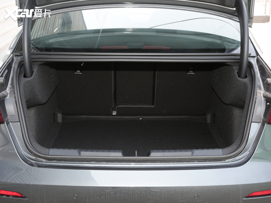 2022WA3 Limousine A3L Limousine 35 TFSI r