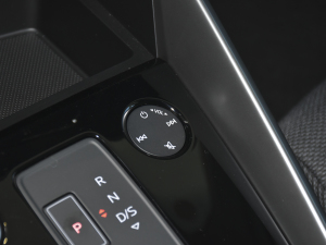 2022A(y)3L Limousine 35 TFSI M(jn)ȡ {(dio)(ji)