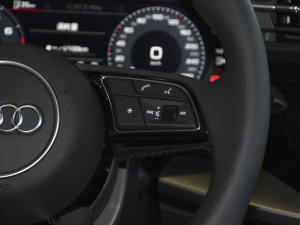 2022A3L Limousine 35 TFSI Mȡ п؅^