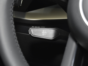 2022A3L Limousine 35 TFSI Mȡ п؅^