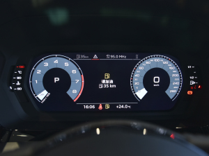 2022A3L Limousine 35 TFSI Mȡ п؅^