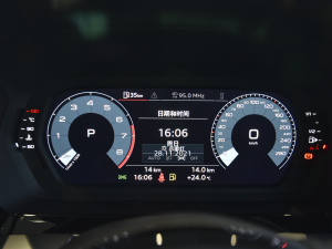 2022A3L Limousine 35 TFSI Mȡ п؅^