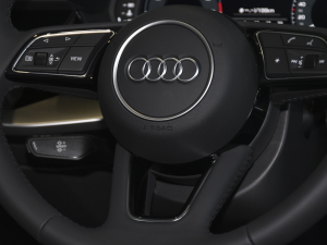 2022A3L Limousine 35 TFSI Mȡ п؅^