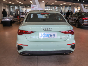 2022A3L Limousine 35 TFSI Mȡ\ 	