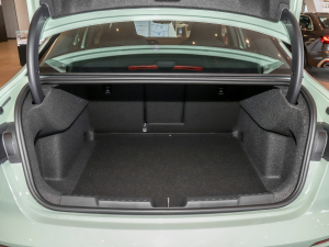 2022A3L Limousine 35 TFSI Mȡ\ g