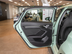 2022A3L Limousine 35 TFSI Mȡ\ ܇T