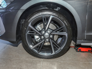 2022A3L Limousine 35 TFSI r\ ݆Ȧ