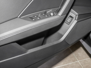 2022A3L Limousine 35 TFSI r\ ǰTg