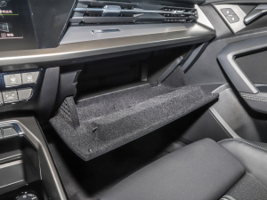 2022A3L Limousine 35 TFSI r\ 