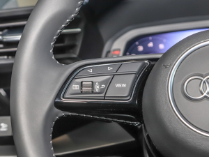 2022A3L Limousine 35 TFSI r\ п؅^