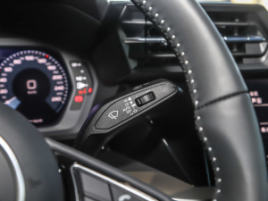 2022A3L Limousine 35 TFSI r\ п؅^