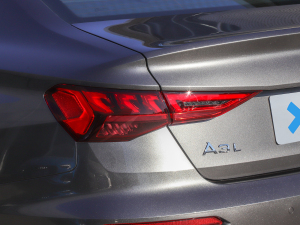 2022A3L Limousine 35 TFSI A\ β