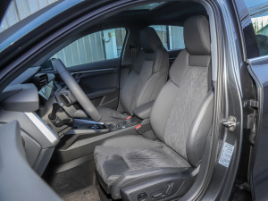 2022A3L Limousine 35 TFSI A\ {