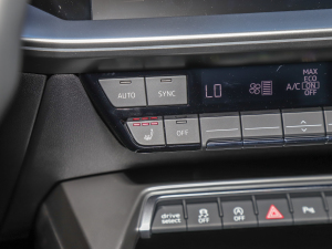 2022A3L Limousine 35 TFSI A\ g