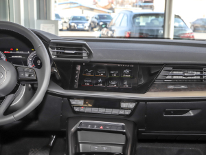 2022A(y)3L Limousine 35 TFSI A п_