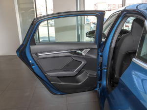 2022A(y)3L Limousine 35 TFSI A ܇T