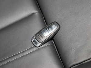 2022A3L Limousine 35 TFSI A ܇耳