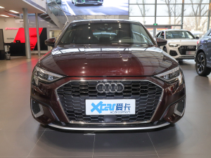 2022A(y)3L Limousine 35 TFSI r ǰ