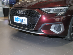 2022A3L Limousine 35 TFSI r ^