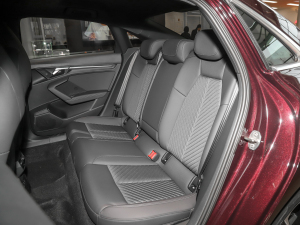 2022A(y)3L Limousine 35 TFSI r 