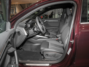 2022A(y)3L Limousine 35 TFSI r ǰſg