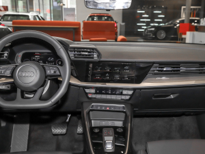 2022A3L Limousine 35 TFSI r п_