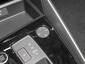 2022A3L Limousine 35 TFSI r {