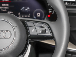 2022A3L Limousine 35 TFSI r п؅^(q)