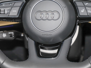 2022A3L Limousine 35 TFSI r п؅^