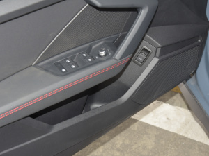 2022A3L Limousine 35 TFSI RS׼ȼ ǰTg