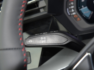 2022A(y)3L Limousine 35 TFSI RS׼ȼ п؅^(q)