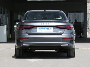 2022A3L Limousine 35 TFSI r 	