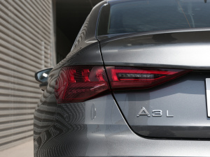 2022A3L Limousine 35 TFSI r ^