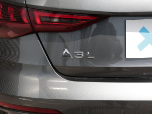 2022A3L Limousine 35 TFSI r ^