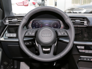 2022A3L Limousine 35 TFSI r P