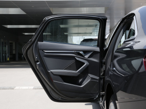 2022A3L Limousine 35 TFSI r ܇T