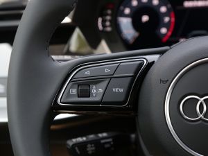 2022A(y)3L Limousine 35 TFSI r п؅^(q)