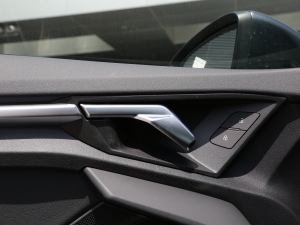 2022A(y)3L Limousine 35 TFSI r п؅^(q)