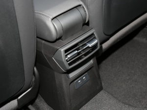 2022A(y)3L Limousine 35 TFSI r п؅^(q)