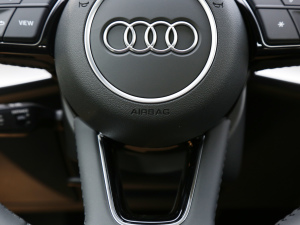 2022A3L Limousine 35 TFSI r п؅^