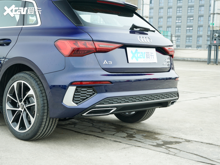 2022WA3 Sportback 35 TFSI Mȡ\