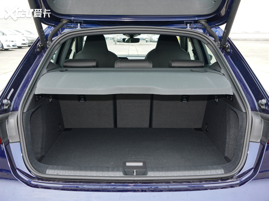 2022WA3 Sportback 35 TFSI Mȡ\