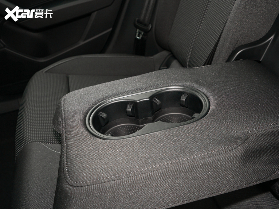 2022WA3 Sportback 35 TFSI Mȡ\