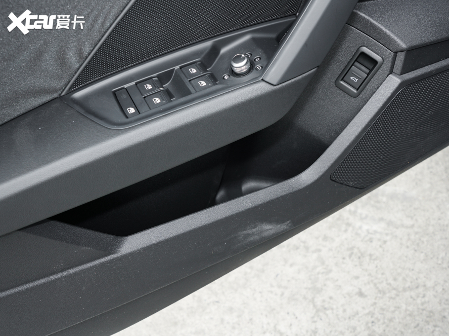 2022WA3 Sportback 35 TFSI Mȡ\