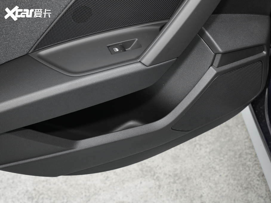 2022WA3 Sportback 35 TFSI Mȡ\