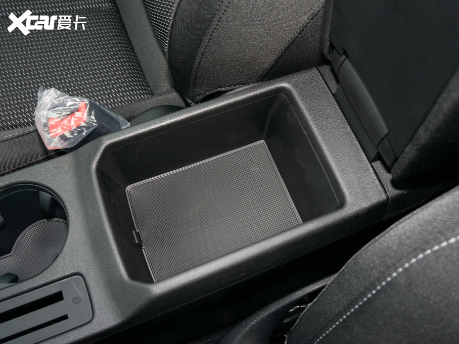 2022WA3 Sportback 35 TFSI Mȡ\