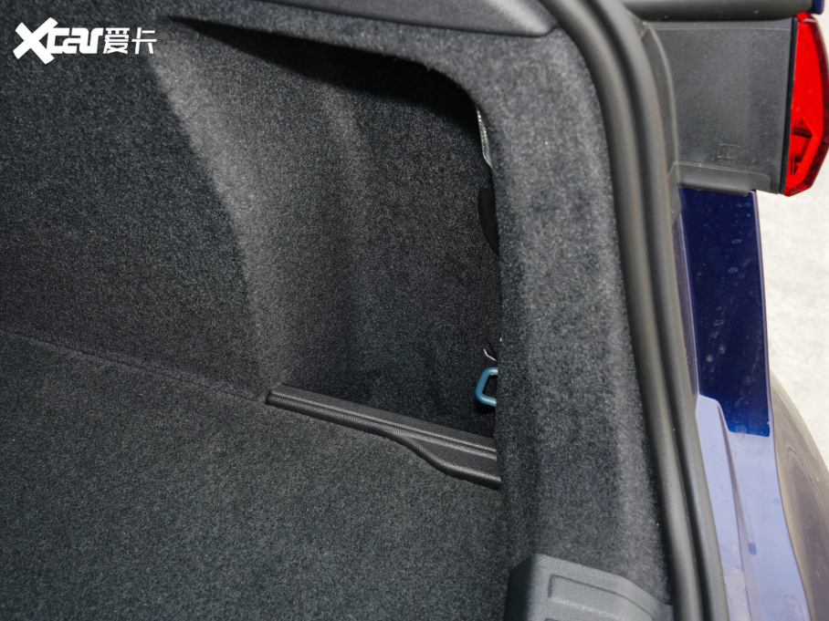 2022WA3 Sportback 35 TFSI Mȡ\