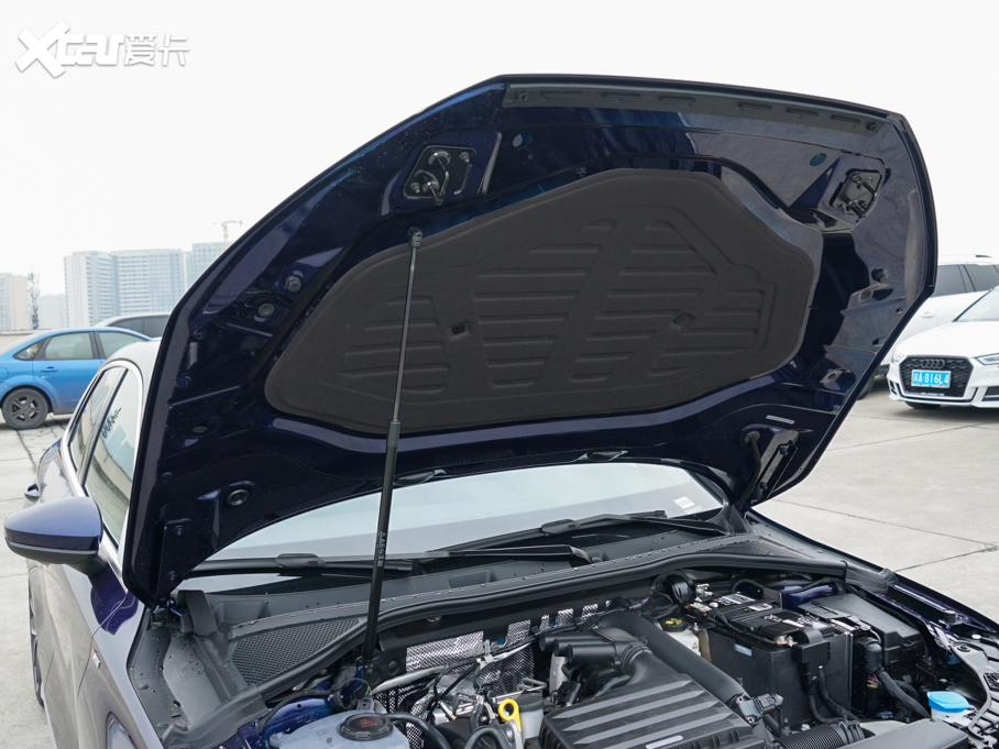 2022WA3 Sportback 35 TFSI Mȡ\