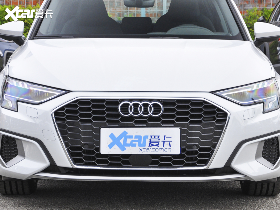 2022WA3 Sportback 35 TFSI Mȡ